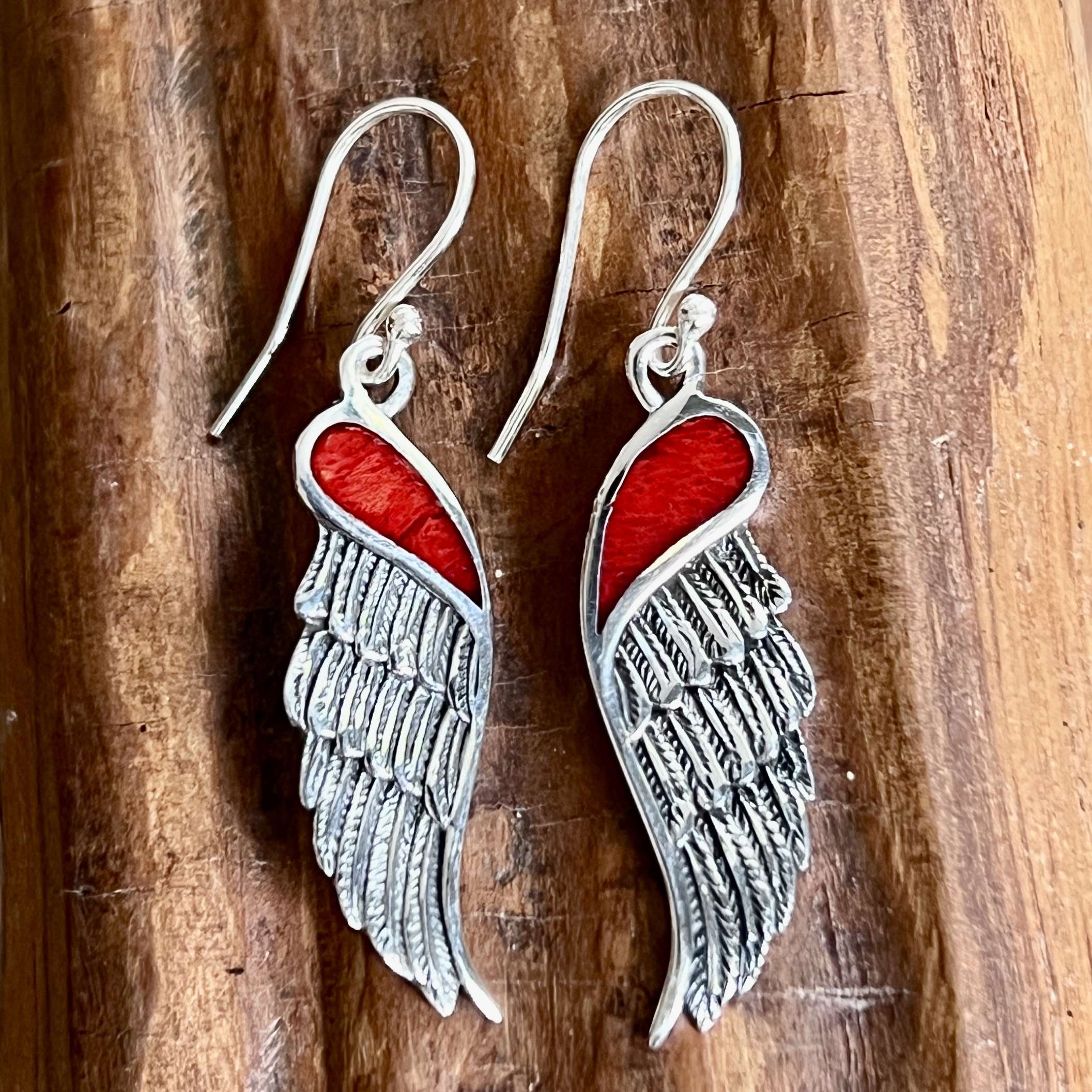 (HANDMADE 925 BALI STERLING SILVER WINGS EARRINGS WITH CORAL)